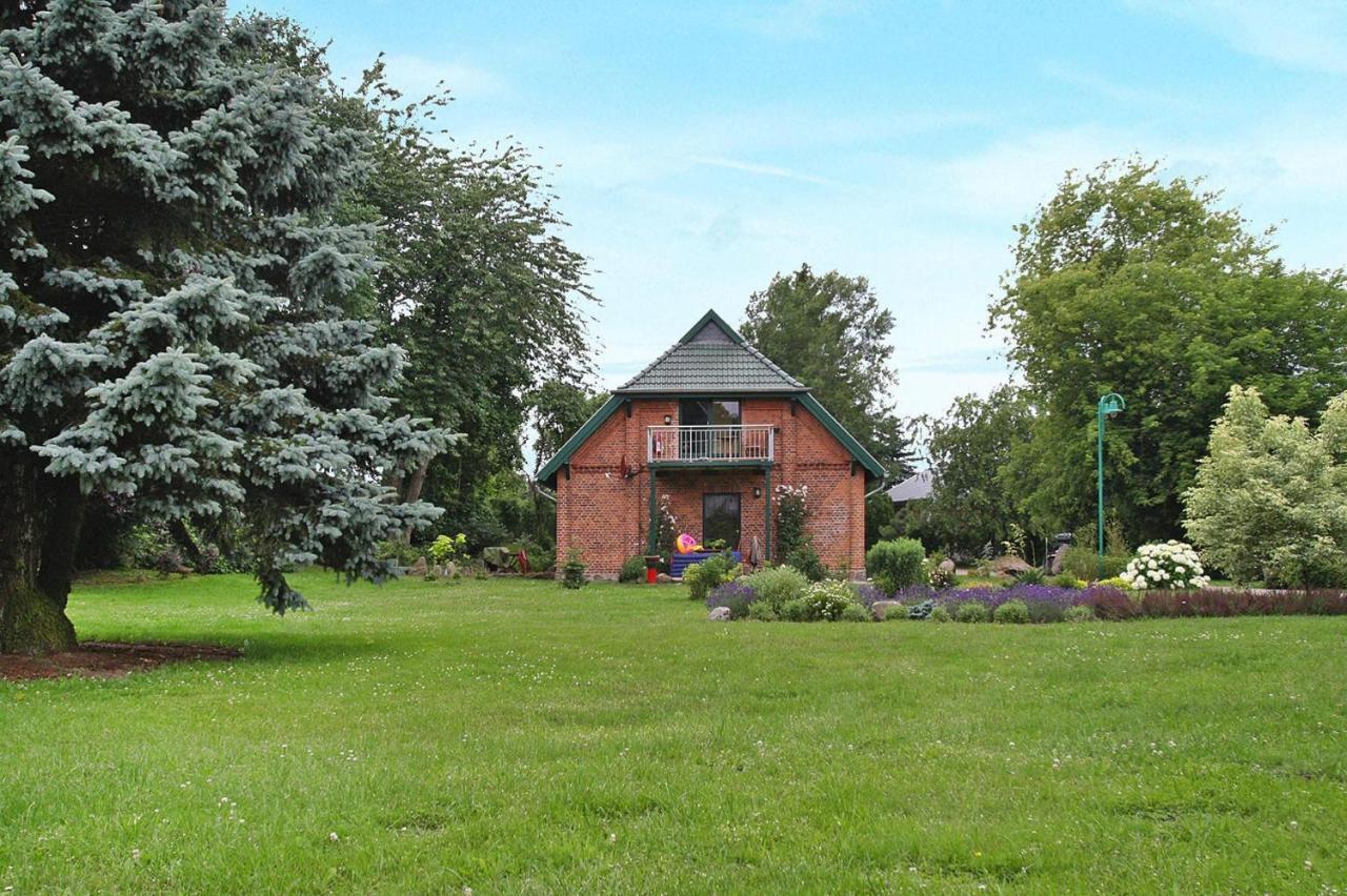Ferienhaus Seeadler Am Duemmer See In Duemmer Dummer Exterior photo